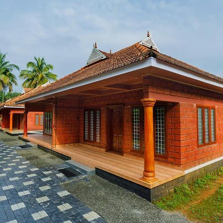 Carmel Tourism Village Kotamangalam Exterior photo
