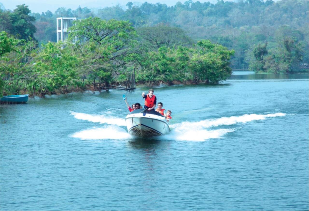 Carmel Tourism Village Kotamangalam Exterior photo